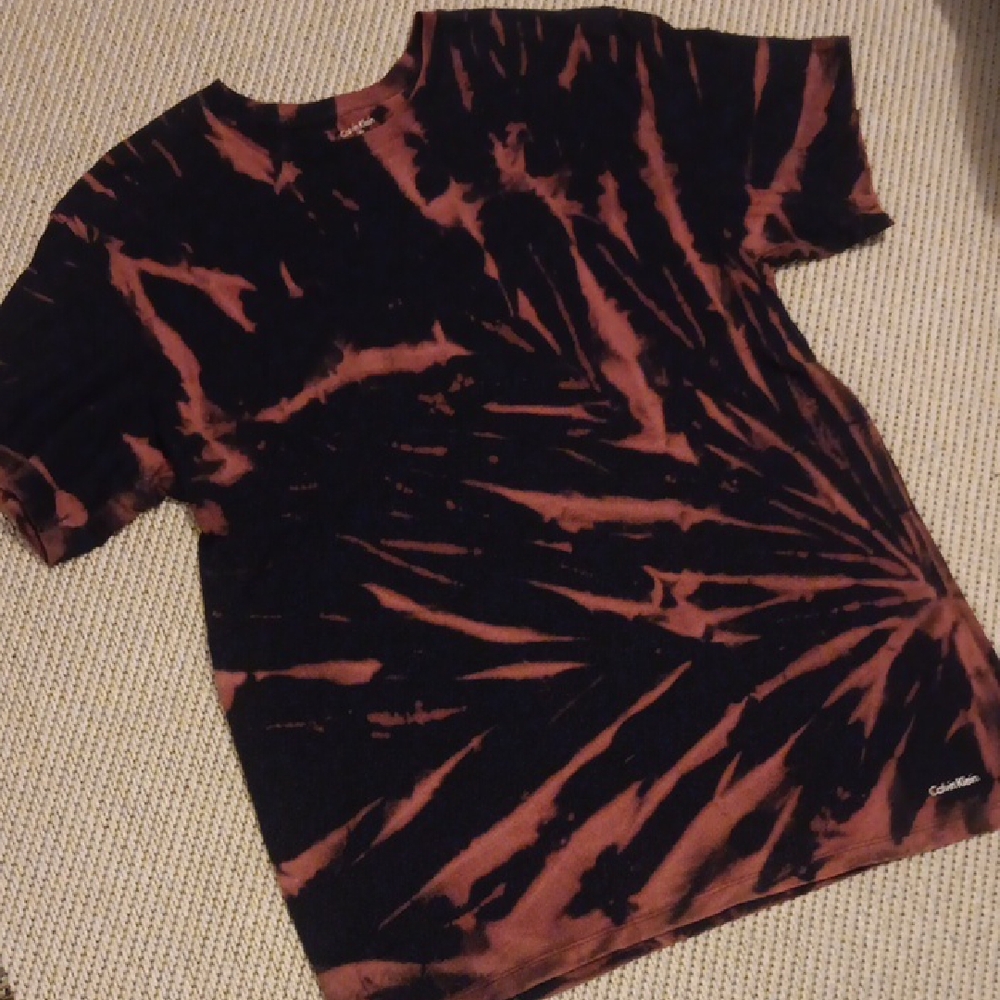Calvin Klein Distressed T-Shirt